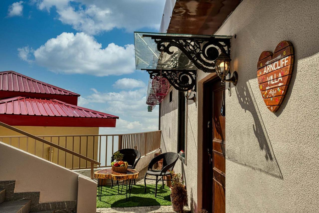 Stayvista At Arncliff Villa 5 Mins From Mall Road Mussoorie Ngoại thất bức ảnh